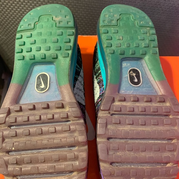 Nike flyknit max womens 5.5 used - Picture 4 of 4